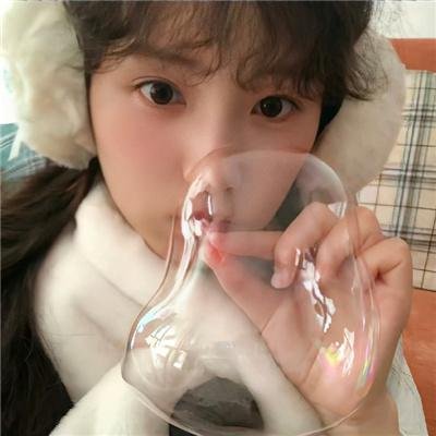 哭泣的拳头